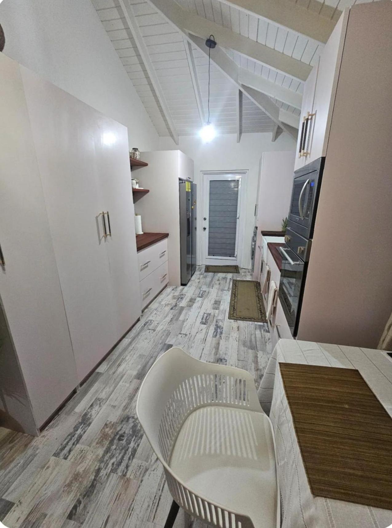 Apartamento Harvey'S Mizpahcot Oasis - Cruise Port, Us Embassy And Vacation Bridgetown Exterior foto